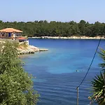 Apartament Kiki *